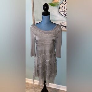 Flora Ashley Dress Size Medium Gray Tiered and Lined. Super Cute Fit